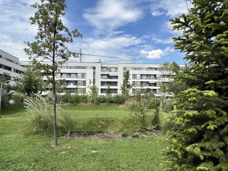 Lacul Straulesti apartament 3 camere 83 mp util / sector 1