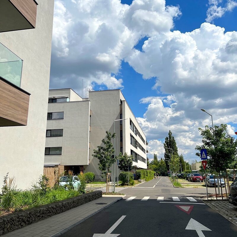 Lacul Straulesti apartament 3 camere 83 mp util / sector 1