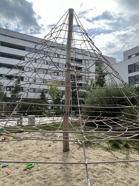 Lacul Straulesti apartament 3 camere 83 mp util / sector 1